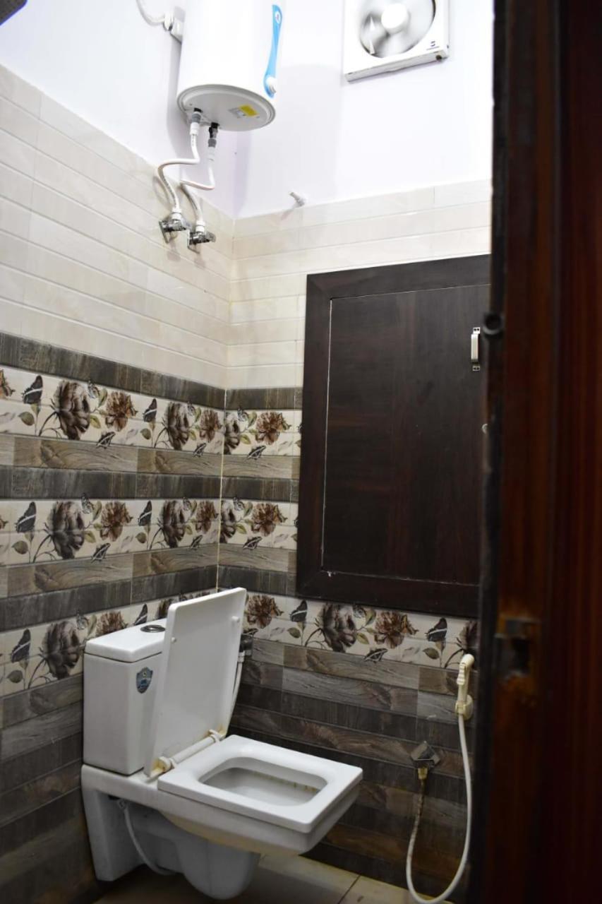 Hotel Rudra Residency Near Railway Station Mathura Exterior foto