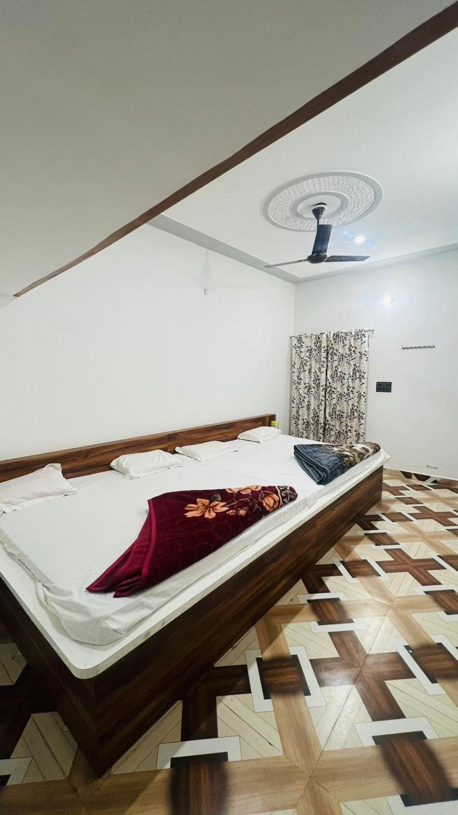 Hotel Rudra Residency Near Railway Station Mathura Exterior foto